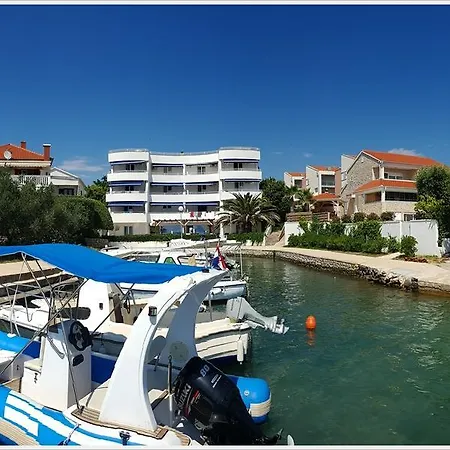 Casa Sul Mare 3* Petrcane